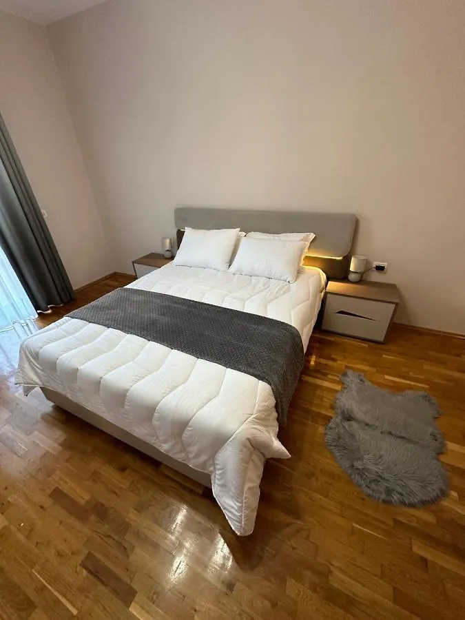 Villa Malo Guesthouse Korce Guest house
